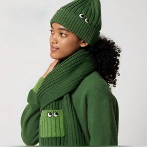 Anya Hindmarch x Uniqlo Heattech Scarf